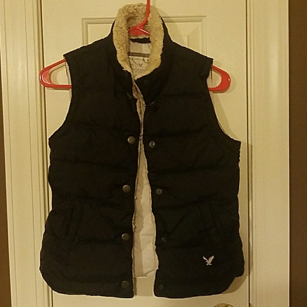 American Eagle vest